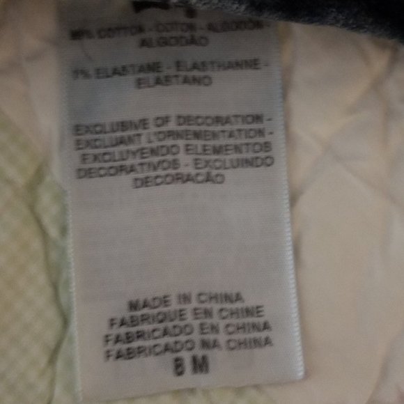 2 PAIR DEAL - GAP & LEVI'S SIZE 8 - Picture 9 of 11